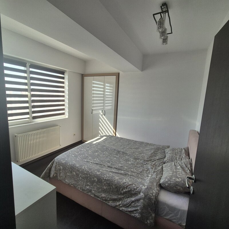 Sebastian, Vulcan Center, parcare, centrala proprie, contract ANAF.